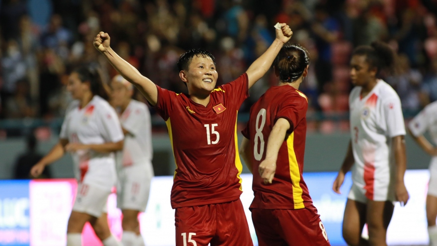 Khoảnh khắc SEA Games 31: World Cup "ghé thăm" sân Cẩm Phả